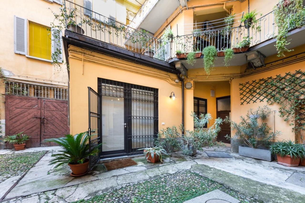 Casa da Suite Yalta Milan Bagian luar foto