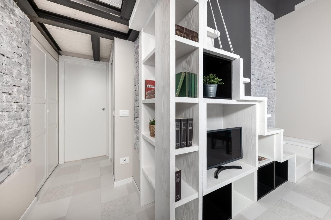 Casa da Suite Yalta Milan Bagian luar foto